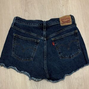 💙 Levi’s 501 Cutoff Denim Shorts 💙